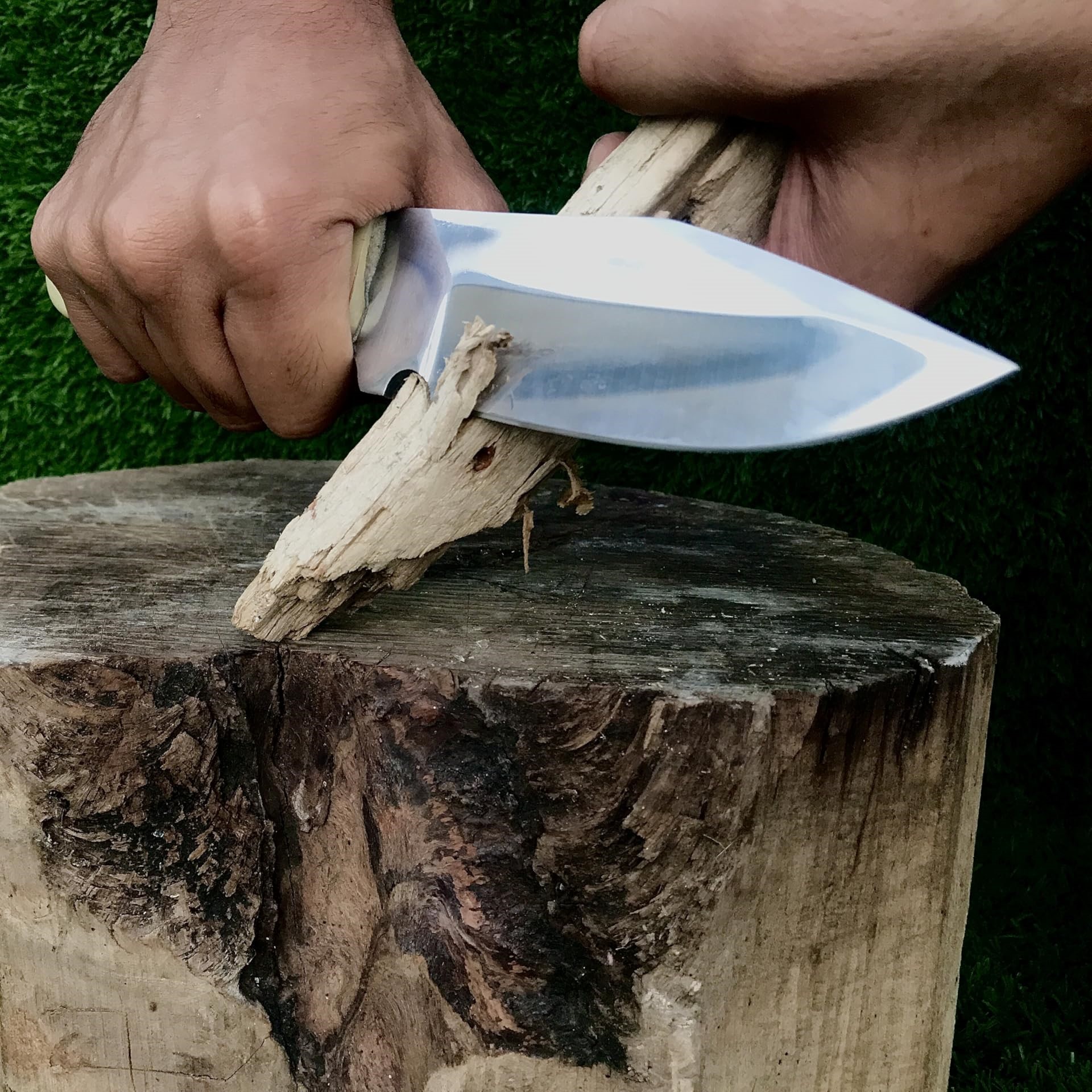 Outdoor Adventure 10'' Hunting & Skinning Full Tang Knife With Crocodile Leather Sheath Outdoor Adventure 10'' Hunting & Skinning Full Tang Knife With Crocodile Leather Sheath - Image 4