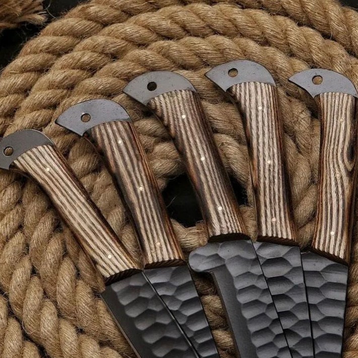 Hand-Forged 5-Piece Damascus Steel Chef Knife Set – Honeycomb Pattern Wood Handles Hand-Forged 5-Piece Damascus Steel Chef Knife Set – Honeycomb Pattern Wood Handles - Image 2