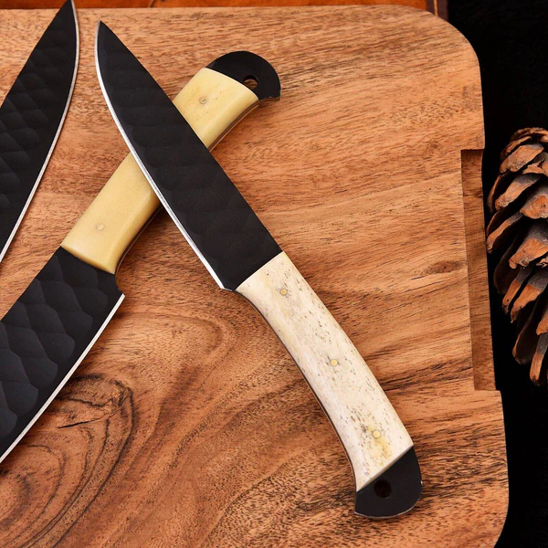 Full Tang Handmade Chef Knife Set – High Carbon Steel with Camel Bone Handles full tang chef knives, handmade high carbon steel, camel bone handle knives, professional kitchen set, hand-forged chef knives Full Tang Handmade Chef Knife Set – High Carbon Steel with Camel Bone Handles full tang chef knives, handmade high carbon steel, camel bone handle knives, professional kitchen set, hand-forged chef knives - Image 3