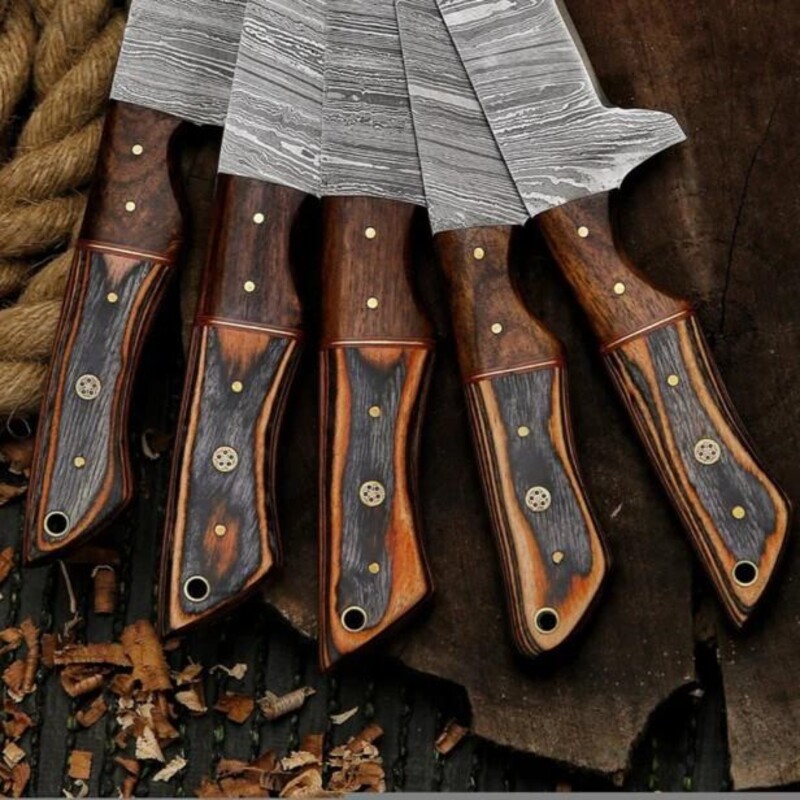 Handmade 5-Piece Damascus Chef Knife Set – Pakka Wood Handles with Leather Roll Bag - Image 4