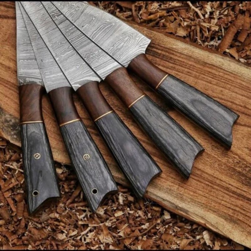 Handmade 5-Piece Damascus Culinary Chef Knife Set – Wood Handles with Leather Roll Bag - Image 5